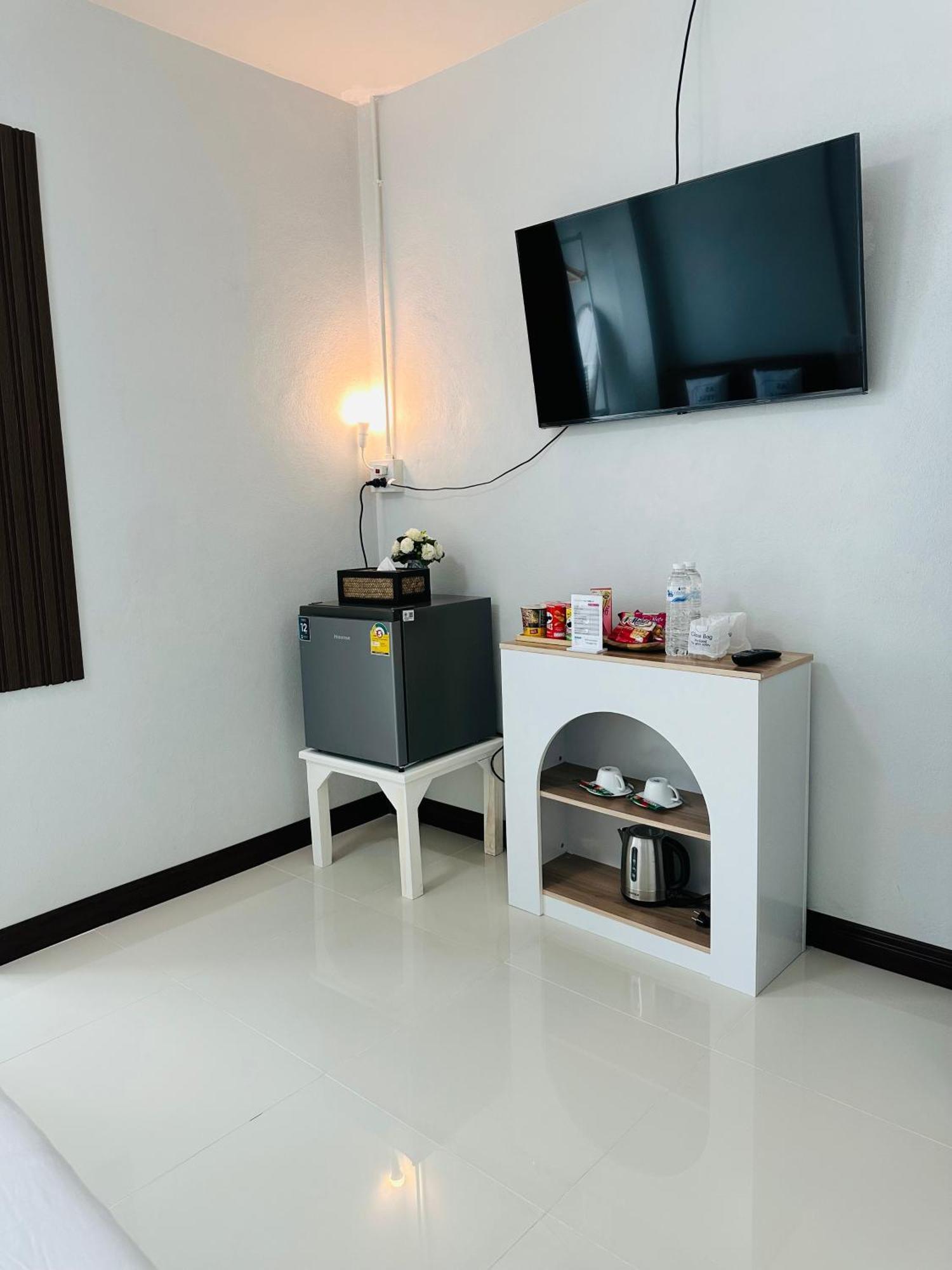 Service Apartment Lampang Room202 ใจกลางเมืองใกล้กาดกองต้า Exterior photo